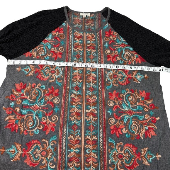 Umgee Embroidered Blouse Top Sz L  Bohemian Texture Knit Black Boho Hippie Gypsy - Picture 7 of 9